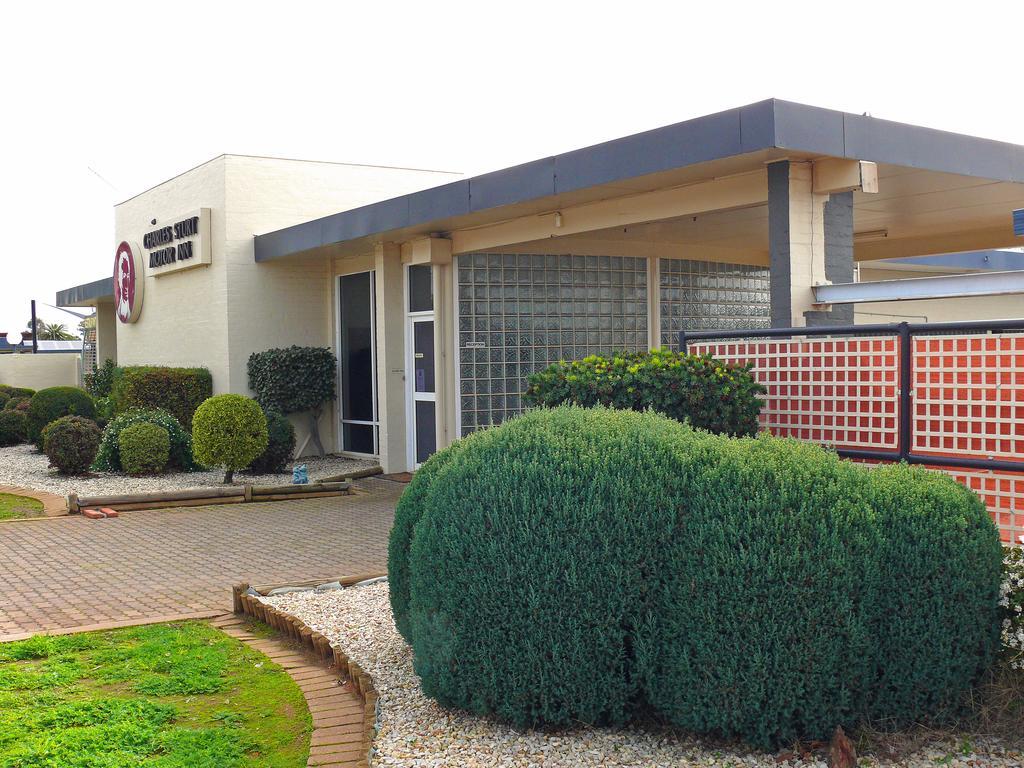 Charles Sturt Motor Inn West Wyalong Exteriör bild